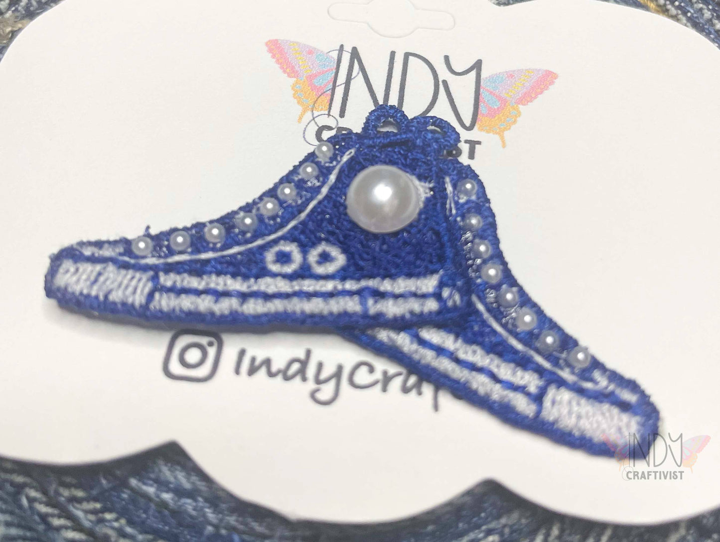 Embroidered Blue I’m Speaking Converse Like Brooch