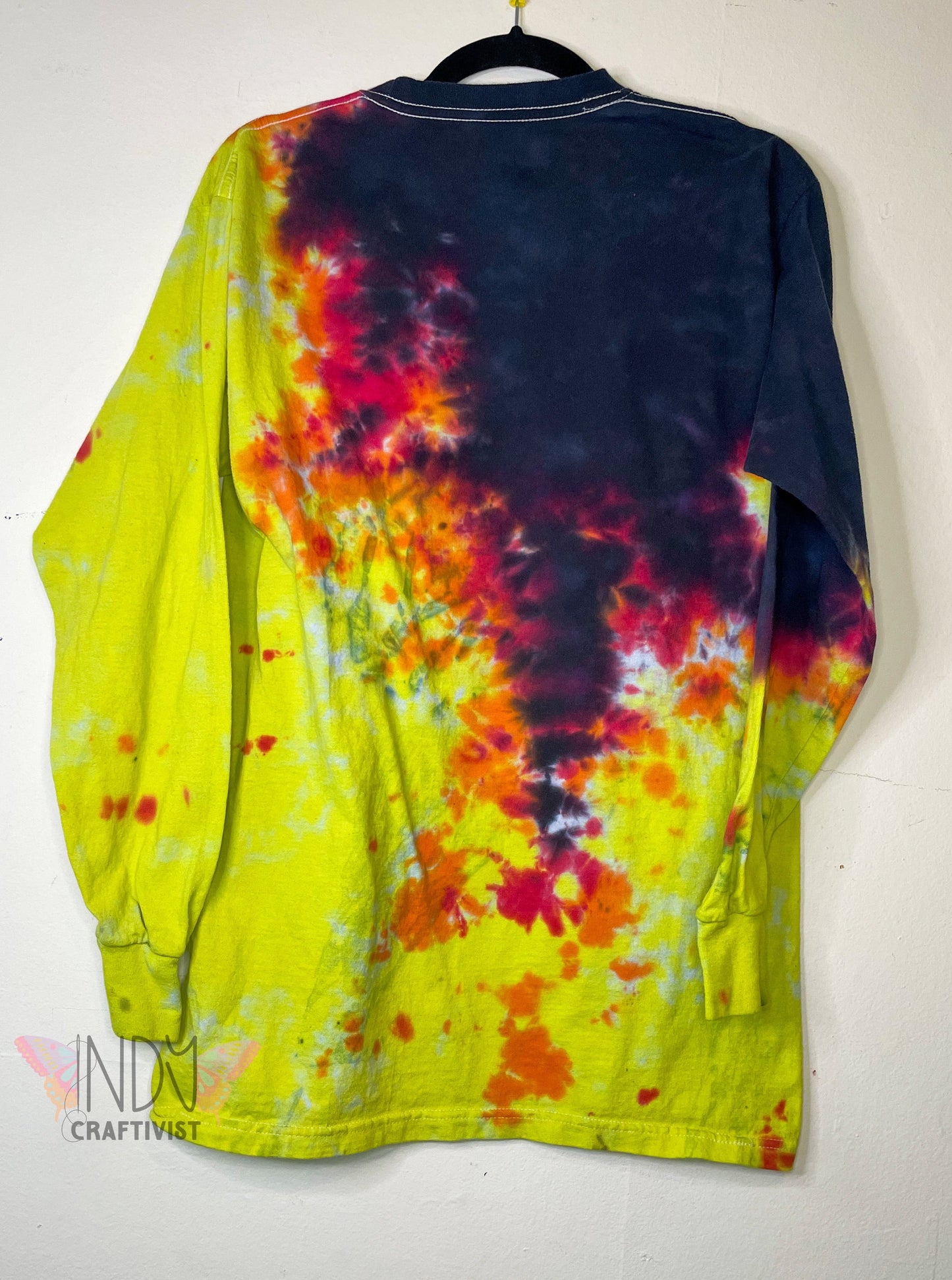 Adult Medium Long Sleeve Tie Dye T-shirt