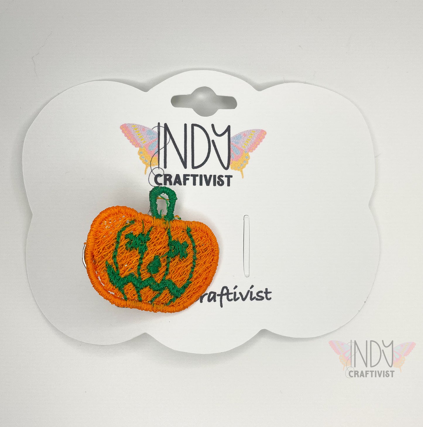 Pumpkin Freestanding Lace Embroidered Hair Clip