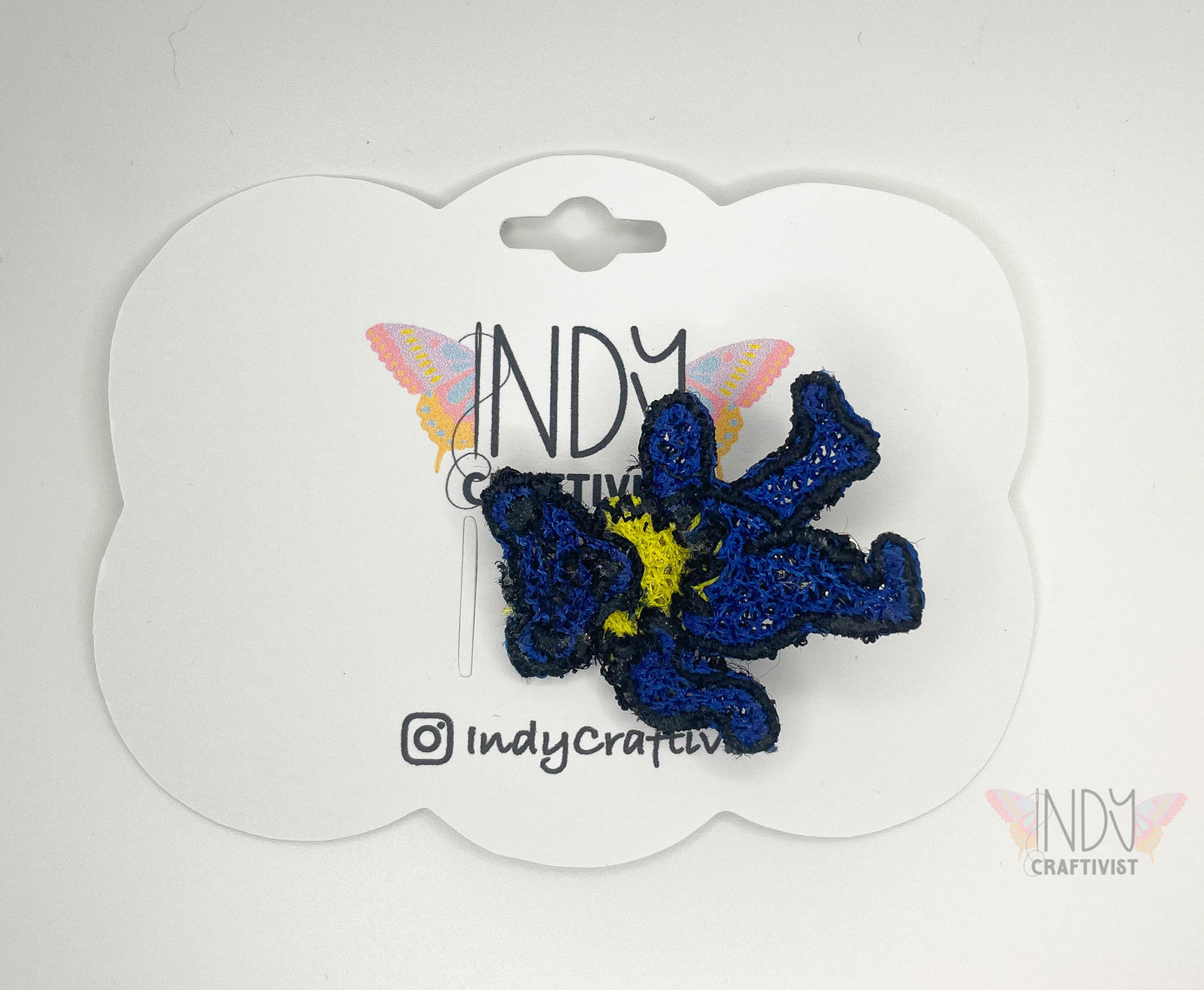 Dancing Bear Freestanding Lace Embroidered Hair Clip