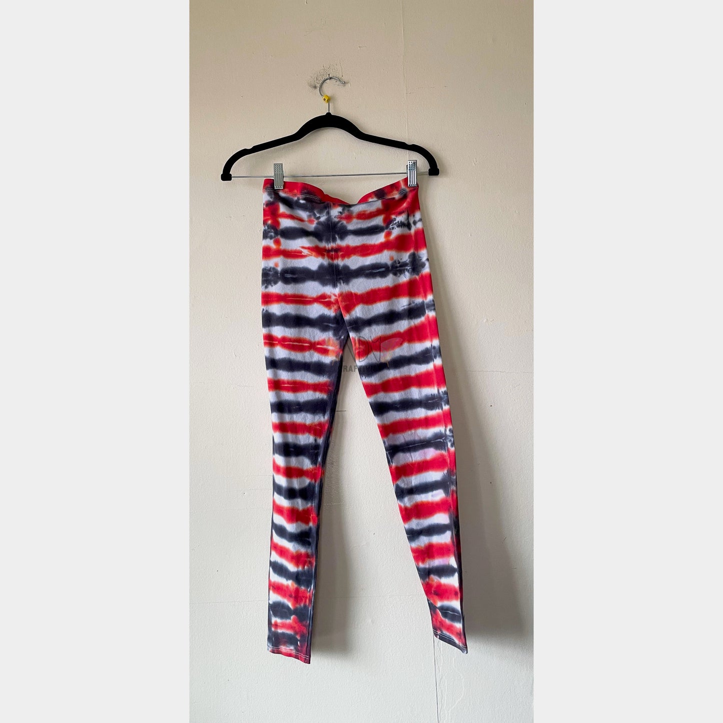 Black and Red Adult Medium Tie Dye Cotton Leggings