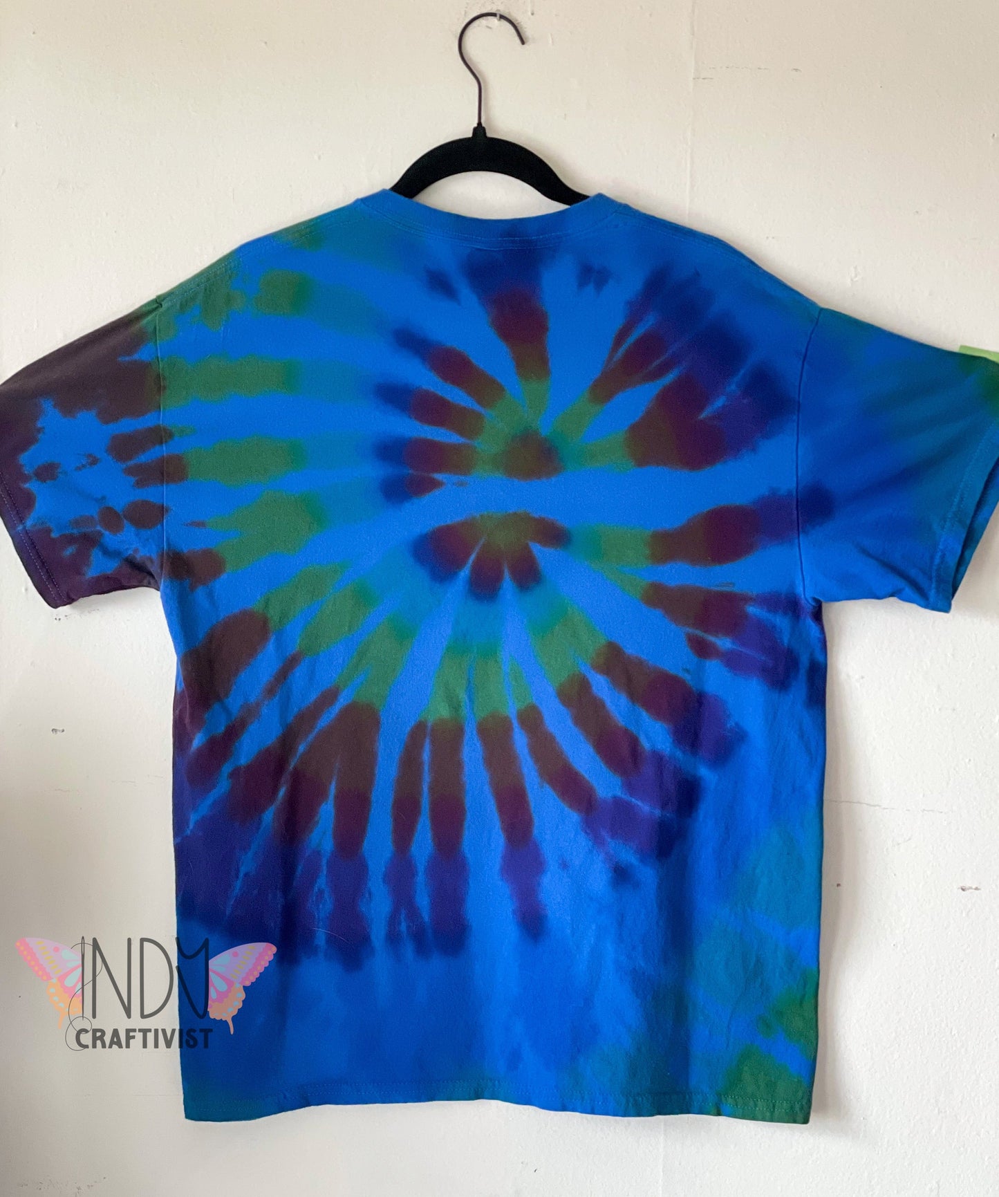 Adult Large Reverse Dyed Heart Tie Dye T-shirt