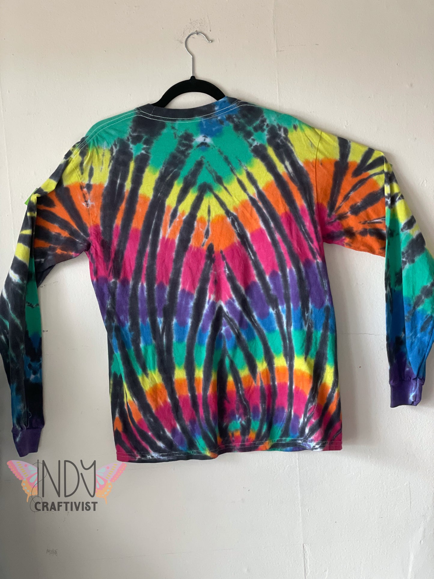 Adult Medium Long Sleeve Tie Dye T-shirt