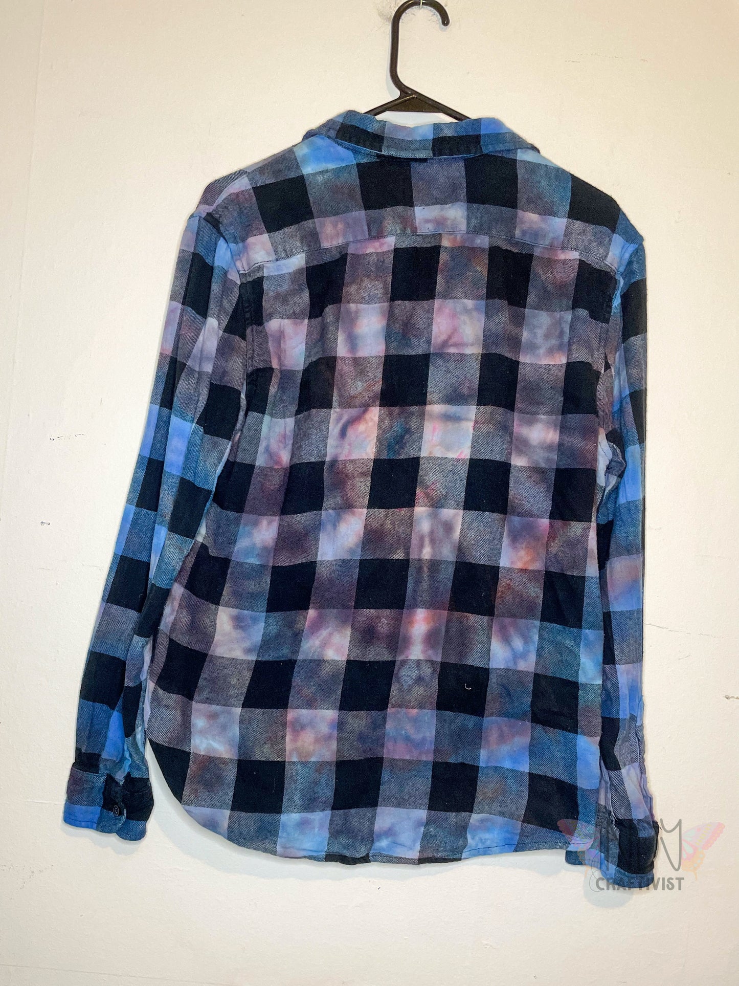 Medium Long Sleeve Upcycled Tie Dyed Button Down