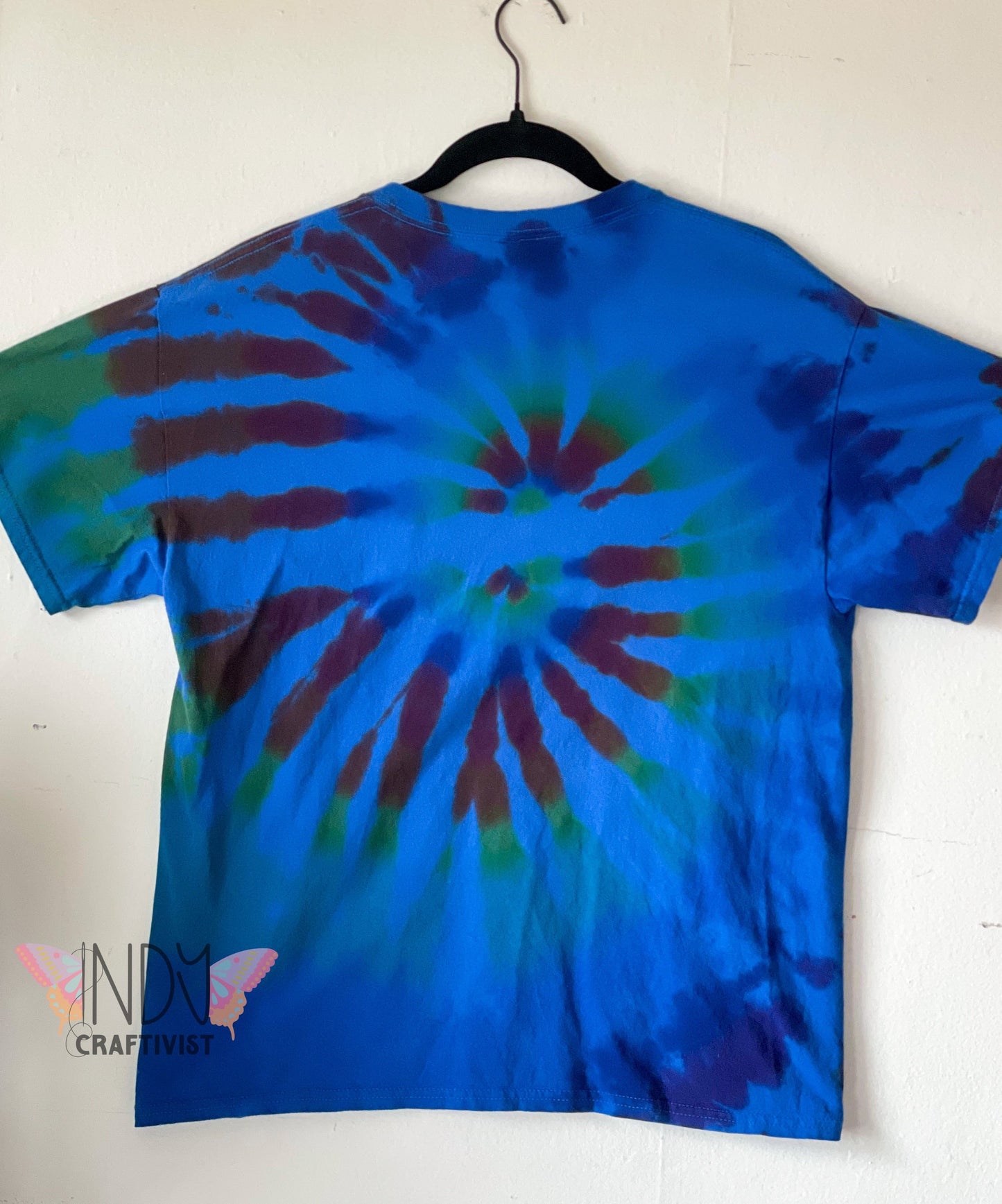 Adult Large Reverse Dyed Heart Tie Dye T-shirt