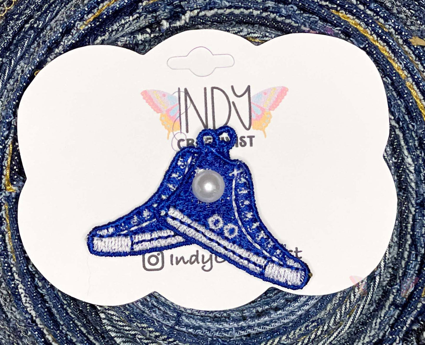 Embroidered Blue I’m Speaking Converse Like Brooch