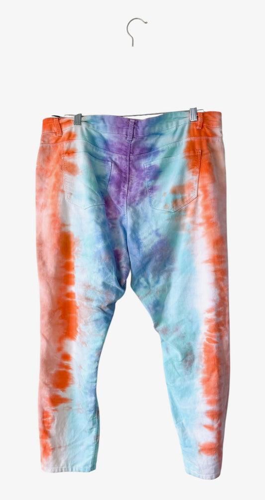 Large Rainbow Tie Dyed Capri Pants