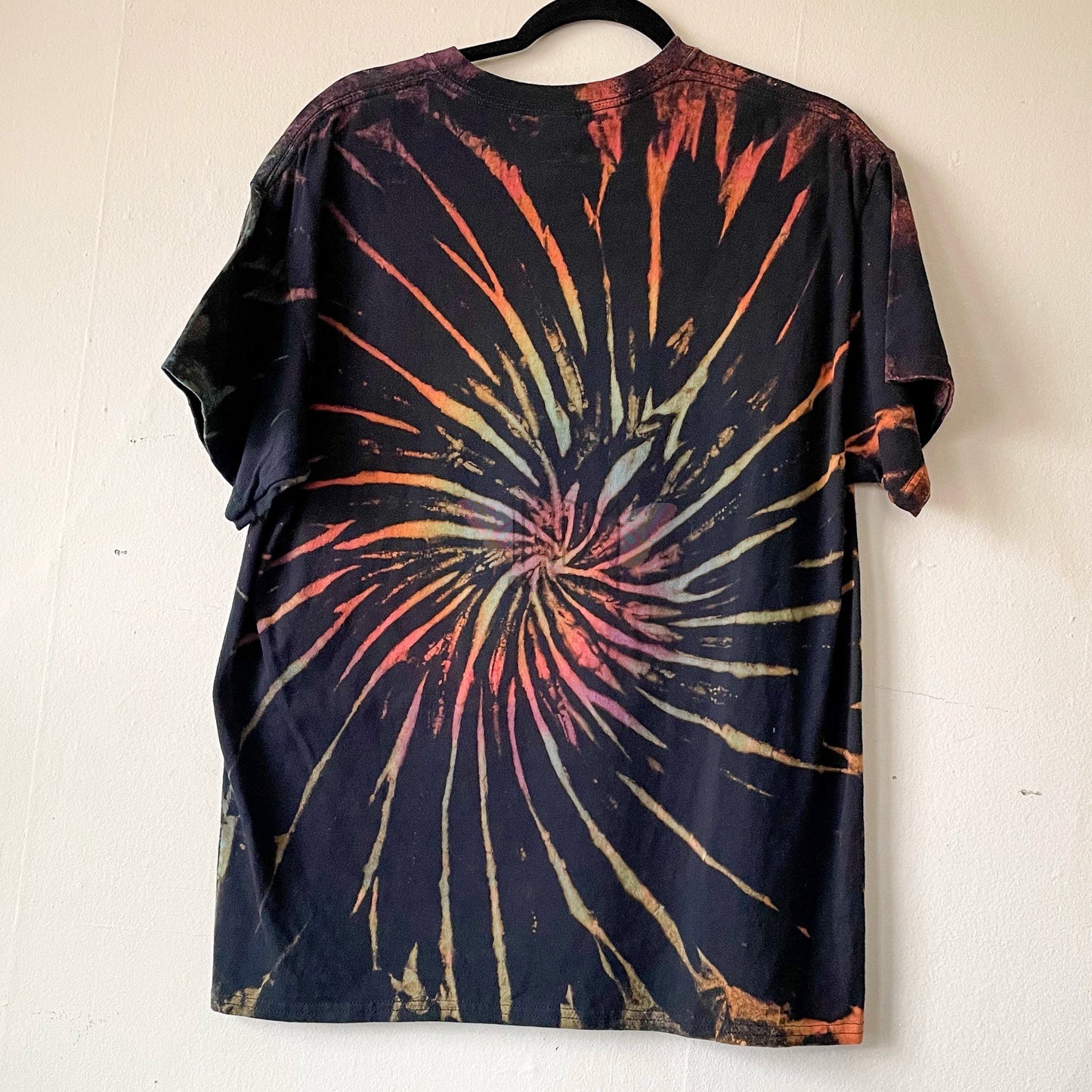 Trying Adult Large Reversed Dyed Tie Dye T-shirt