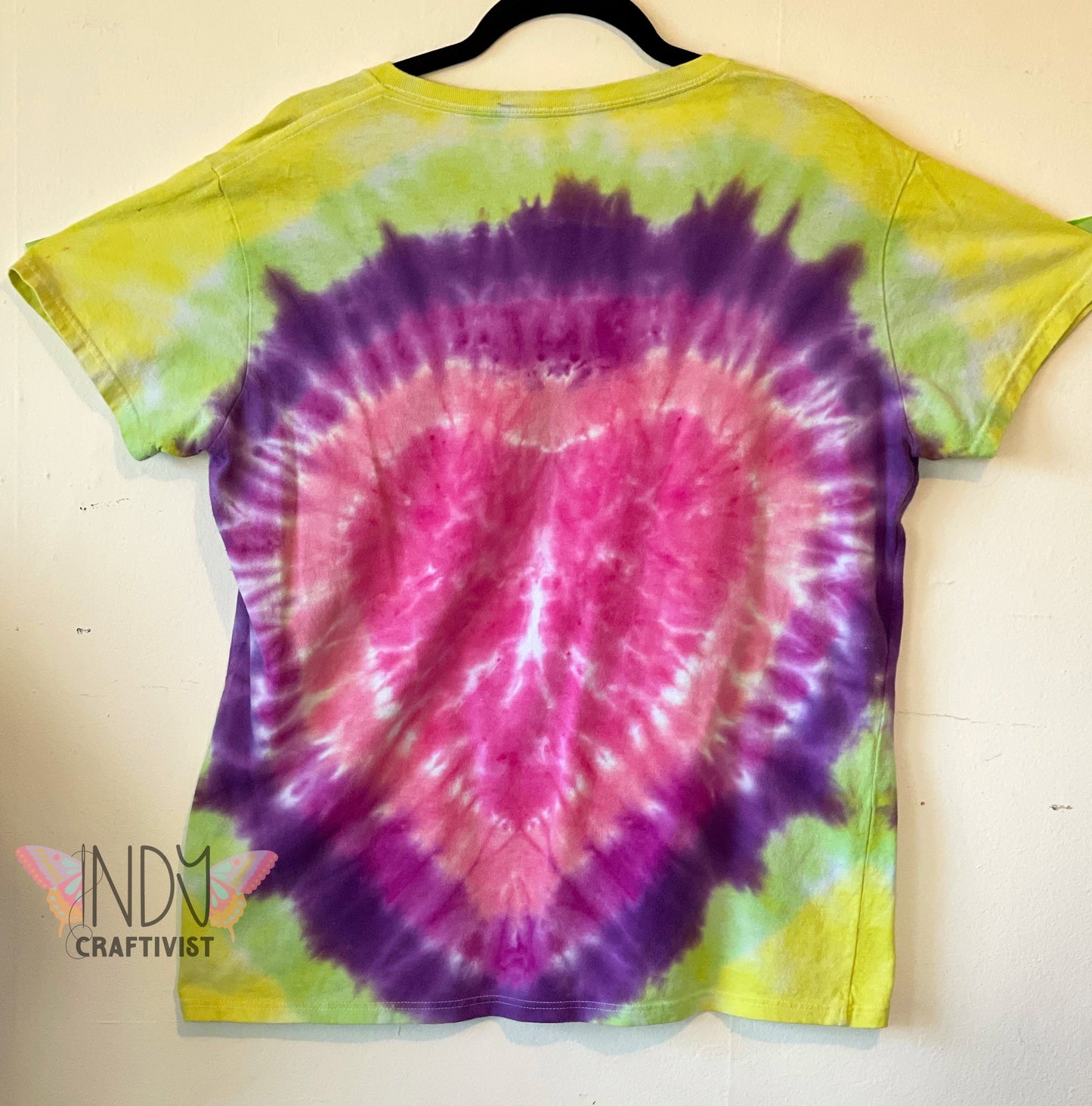 Extra Large Reversed Dyed Tie Dyed Heart T-shirt