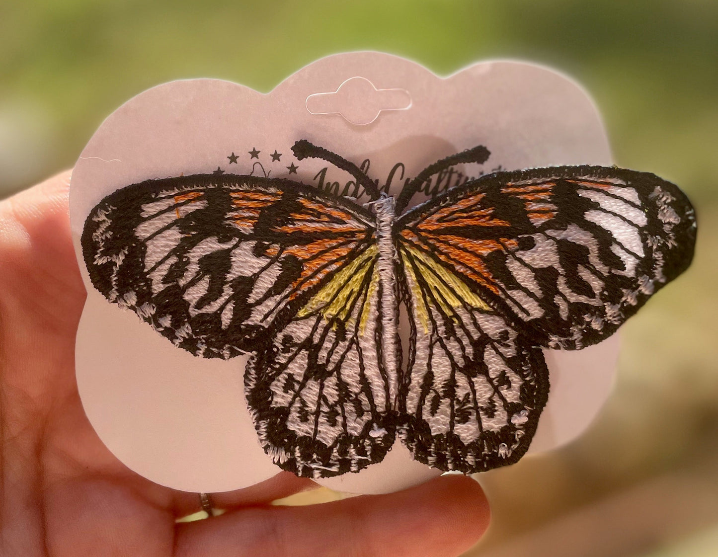 Nymphalidae Freestanding Lace Embroidered Butterfly Hair Clip